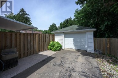1852 AVALON STREET London East (East H) Ontario photo 2