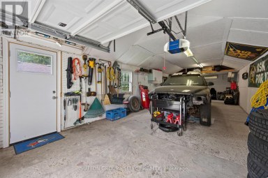 1852 AVALON STREET London East (East H) Ontario photo 30