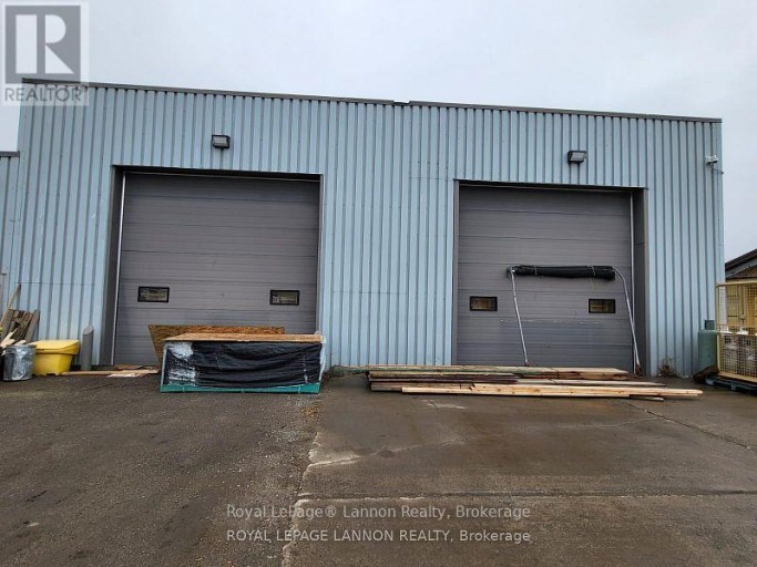 UNIT B - 800 NORAH CRESCENT E, Thunder Bay (Inner-City Industrial), Ontario, P7C4T8