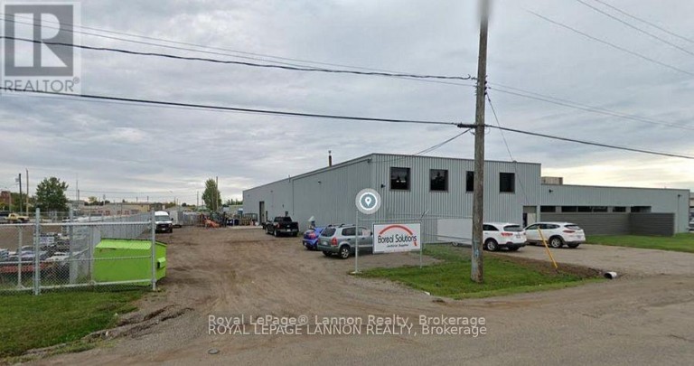 UNIT B - 800 NORAH CRESCENT E, Thunder Bay (Inner-City Industrial), Ontario, P7C4T8
