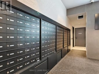 1408 - 284 KING STREET E Toronto (Moss Park) Ontario photo 13