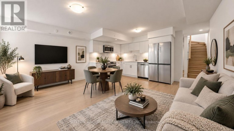 1 - 70 GREEN GARDENS BOULEVARD, Toronto (Englemount-Lawrence), Ontario, M6A0E6