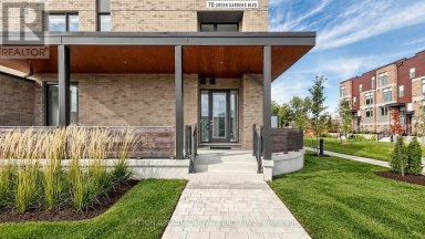 1 - 70 GREEN GARDENS BOULEVARD Toronto (Englemount-Lawrence) Ontario photo 4