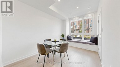 1 - 70 GREEN GARDENS BOULEVARD Toronto (Englemount-Lawrence) Ontario photo 5