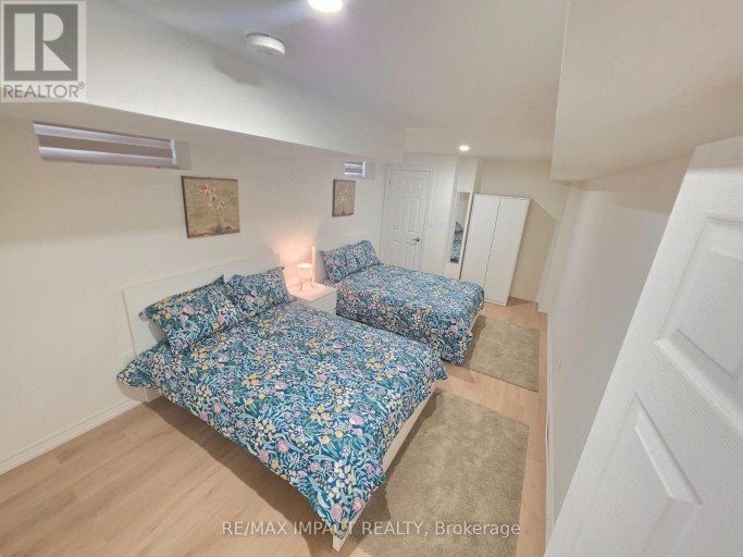 1318 APOLLO STREET, Oshawa (Eastdale), Ontario, L1K3E6