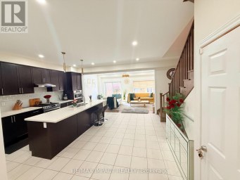 1318 APOLLO STREET Oshawa (Eastdale) Ontario photo 7