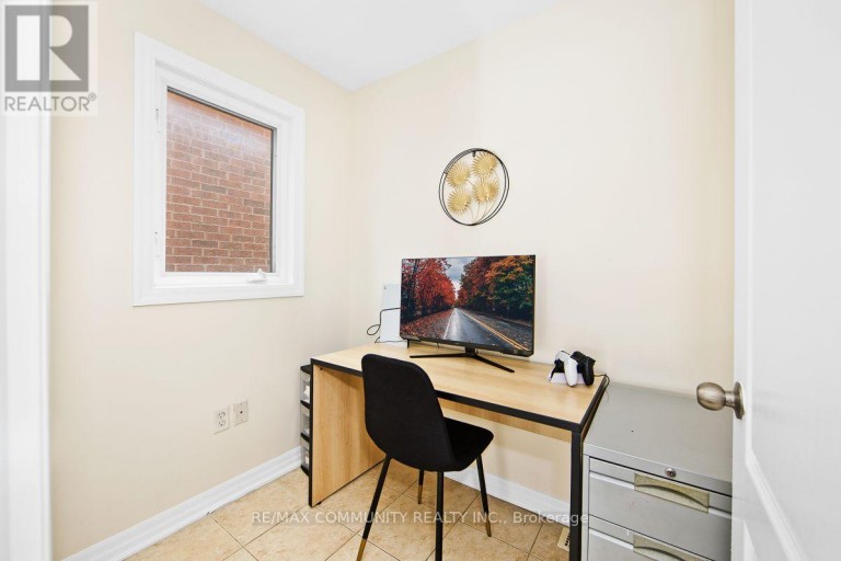 58 CLAMERTEN ROAD, Whitchurch-Stouffville (Stouffville), Ontario, L4A0E8