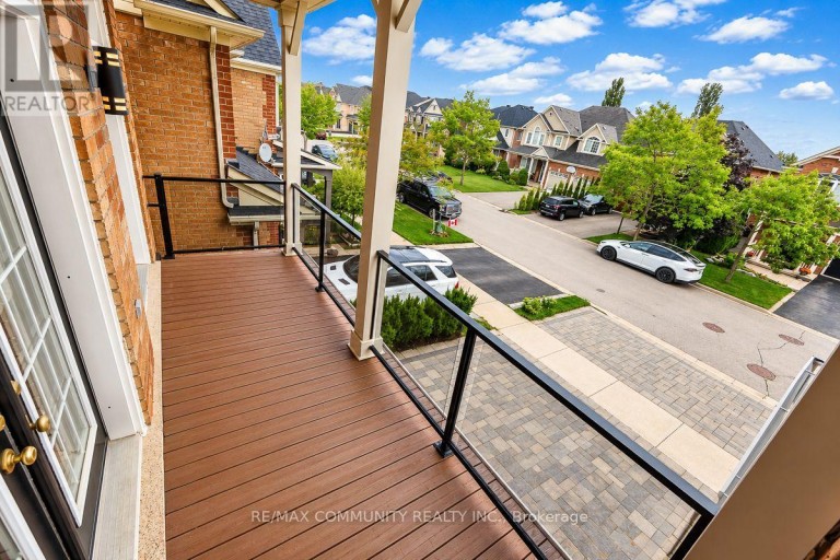 58 CLAMERTEN ROAD, Whitchurch-Stouffville (Stouffville), Ontario, L4A0E8