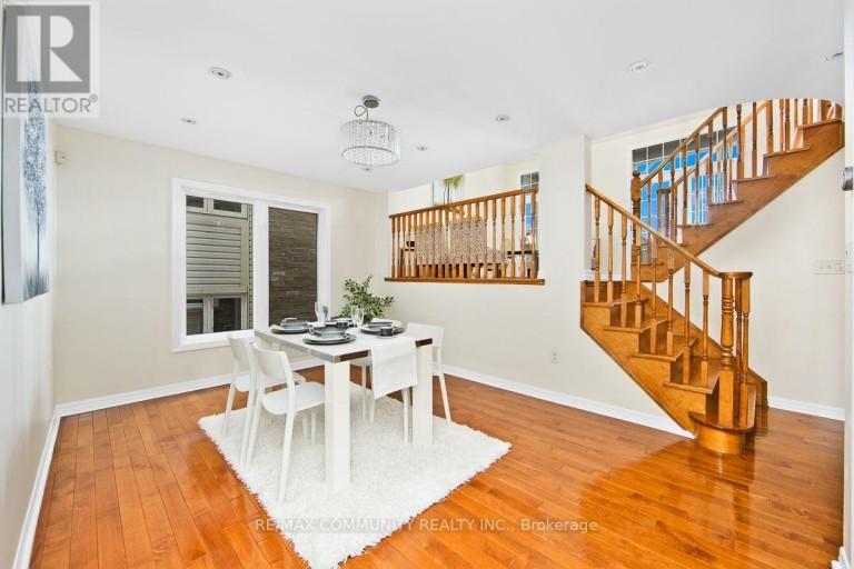 58 CLAMERTEN ROAD, Whitchurch-Stouffville (Stouffville), Ontario, L4A0E8