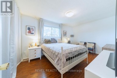 A3 - 63 FERRIS LANE Barrie (Cundles East) Ontario photo 11