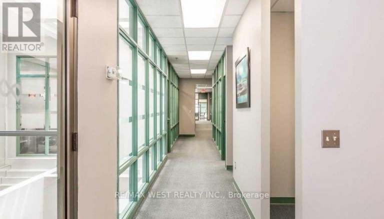50 DUNLOP STREET E, Barrie (City Centre), Ontario, L4M6J9