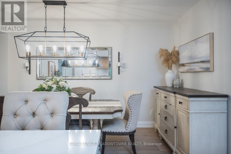 823 LAURIER AVENUE, Milton (TM Timberlea), Ontario, L9T4H4