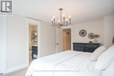 823 LAURIER AVENUE Milton (TM Timberlea) Ontario photo 24