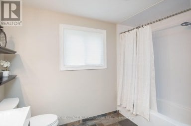 823 LAURIER AVENUE Milton (TM Timberlea) Ontario photo 32