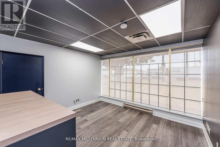 107/108 - 1300 STEELES AVENUE E, Brampton (Bramalea West Industrial), Ontario, L6T1A2