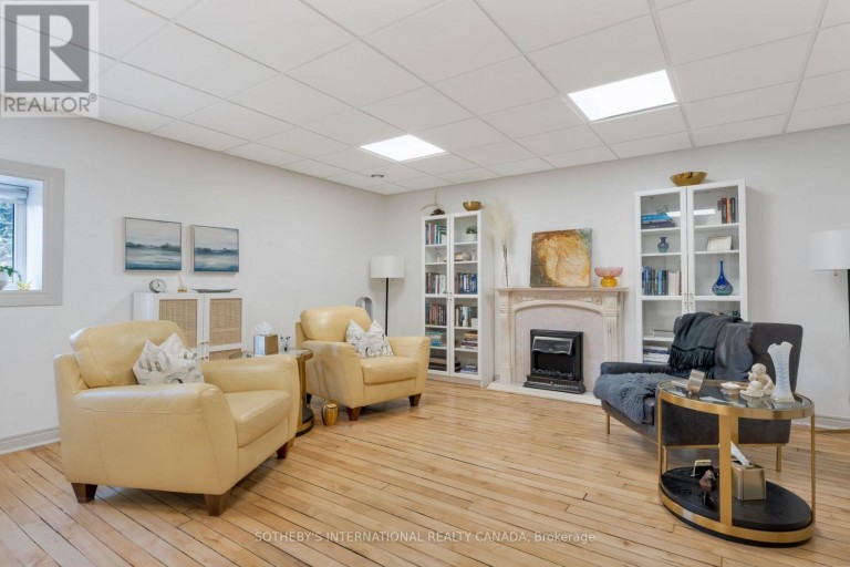 23 MARKET STREET W, Norfolk (Port Dover), Ontario, N0A1N0