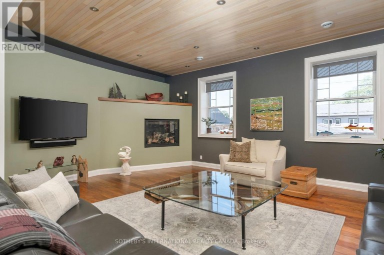 23 MARKET STREET W, Norfolk (Port Dover), Ontario, N0A1N0