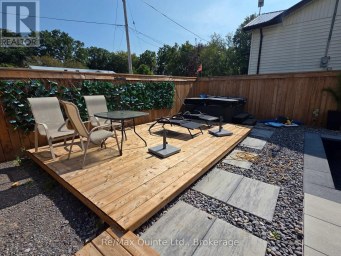11 SECOND STREET Prince Edward County (Picton Ward) Ontario photo 13