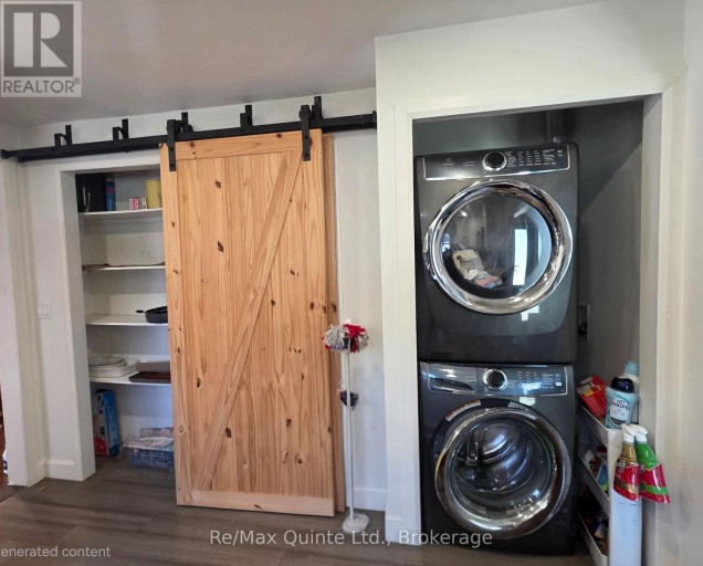 11 SECOND STREET, Prince Edward County (Picton Ward), Ontario, K0K2T0