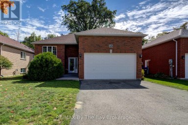 13 TONA TRAIL Wasaga Beach Ontario photo 1
