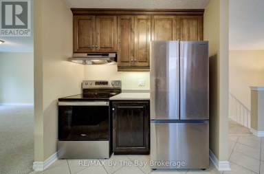 13 TONA TRAIL Wasaga Beach Ontario photo 10