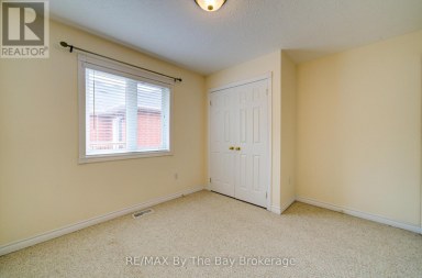 13 TONA TRAIL Wasaga Beach Ontario photo 22