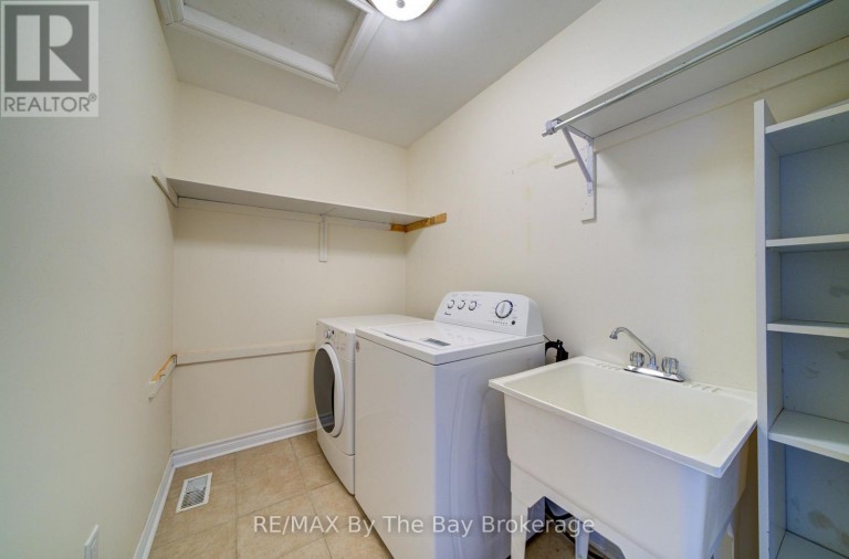 13 TONA TRAIL, Wasaga Beach, Ontario, L9Z0A5