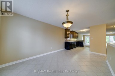 13 TONA TRAIL Wasaga Beach Ontario photo 7