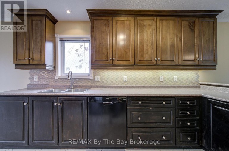 13 TONA TRAIL, Wasaga Beach, Ontario, L9Z0A5