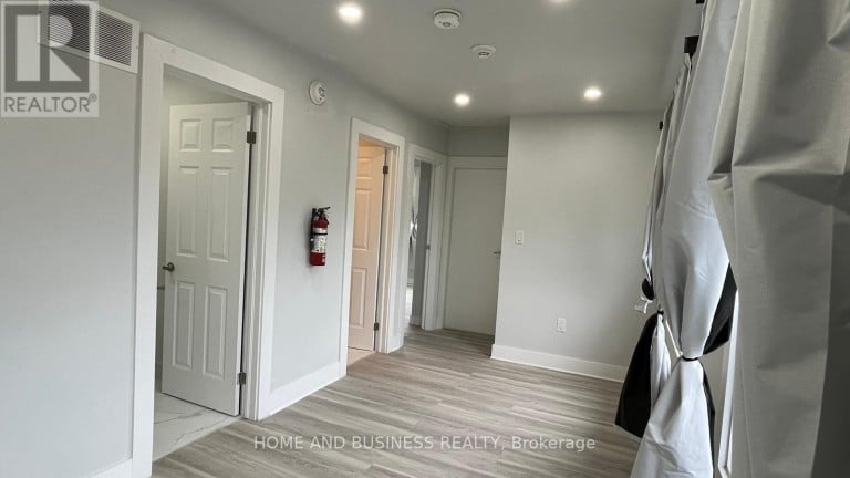 3 - 2 PATRICIA STREET, Thorold (Thorold Downtown), Ontario, L2V3V7