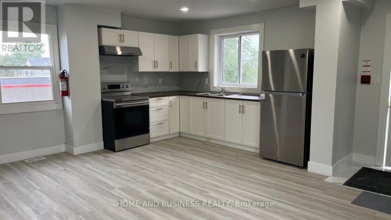 3 - 2 PATRICIA STREET, Thorold (Thorold Downtown), Ontario, L2V3V7