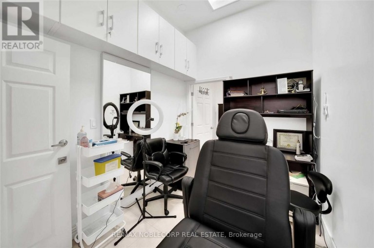 5&6 - 10501 WESTON ROAD, Vaughan (Vellore Village), Ontario, L4H4G8