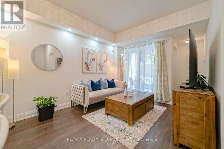 D902 - 5289 HIGHWAY 7, Vaughan (Vaughan Grove), Ontario, L4L0J1