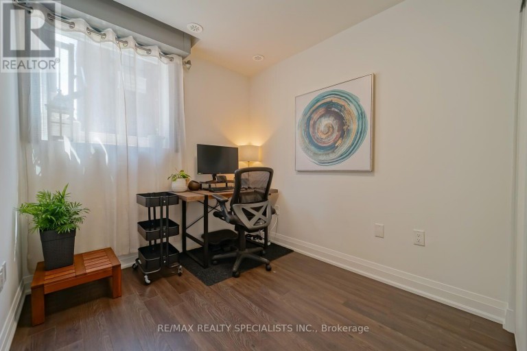 D902 - 5289 HIGHWAY 7, Vaughan (Vaughan Grove), Ontario, L4L0J1