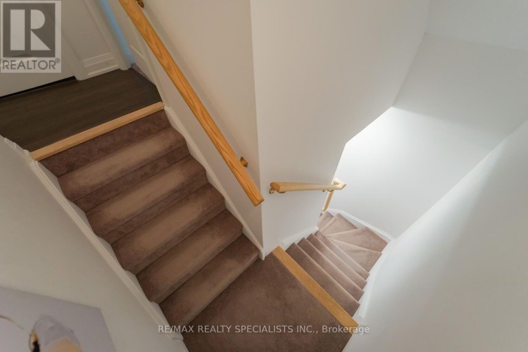 D902 - 5289 HIGHWAY 7, Vaughan (Vaughan Grove), Ontario, L4L0J1