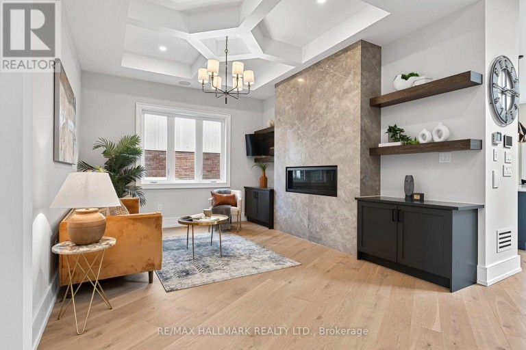 31 BRADGATE ROAD, Toronto (Banbury-Don Mills), Ontario, M3B1J6