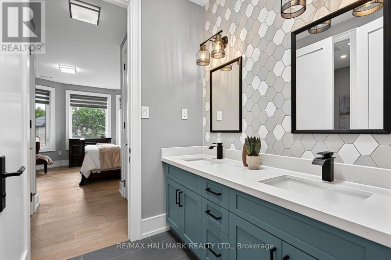31 BRADGATE ROAD, Toronto (Banbury-Don Mills), Ontario, M3B1J6