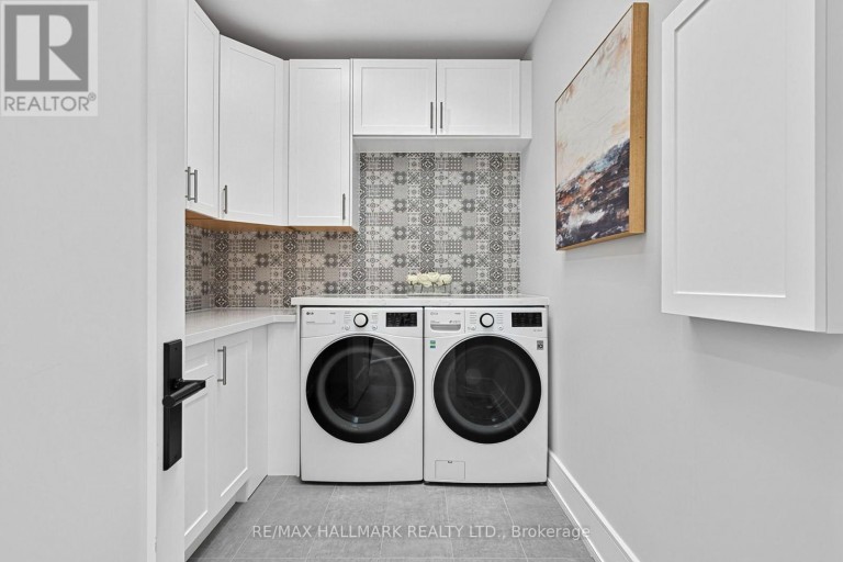 31 BRADGATE ROAD, Toronto (Banbury-Don Mills), Ontario, M3B1J6