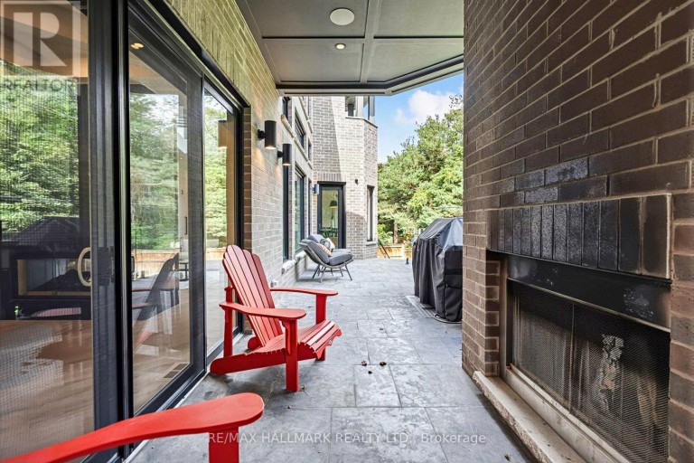 31 BRADGATE ROAD, Toronto (Banbury-Don Mills), Ontario, M3B1J6
