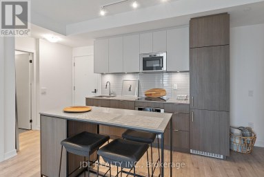 519 - 215 LAKESHORE ROAD W Mississauga (Port Credit) Ontario photo 13