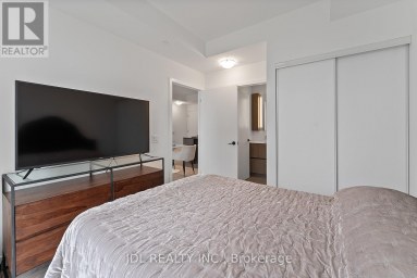519 - 215 LAKESHORE ROAD W Mississauga (Port Credit) Ontario photo 29