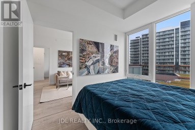 519 - 215 LAKESHORE ROAD W Mississauga (Port Credit) Ontario photo 32
