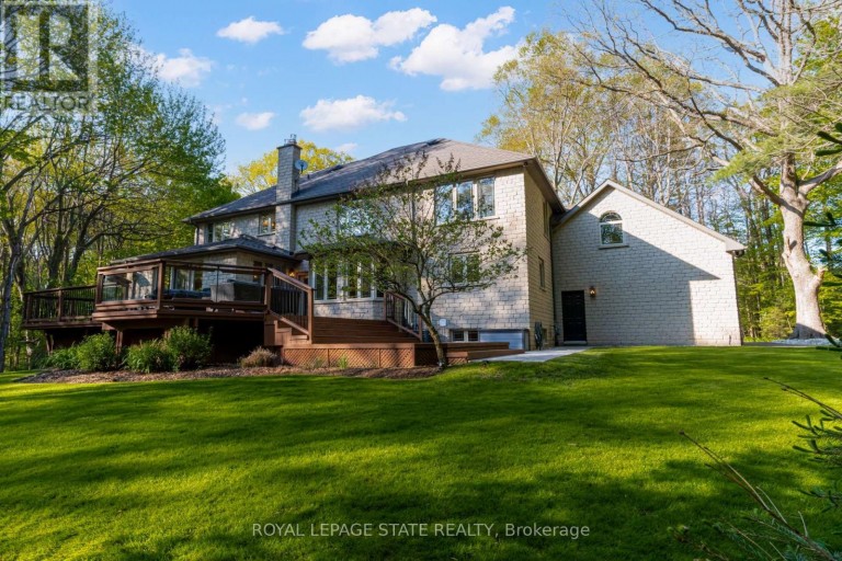 18 ELDER CRESCENT, Hamilton (Ancaster), Ontario, L0R1R0