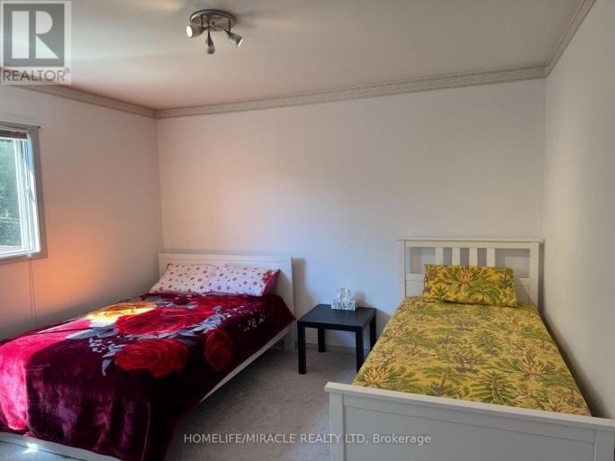 40 ST CHARLES STREET, Belleville (Belleville Ward), Ontario, K8P2V8