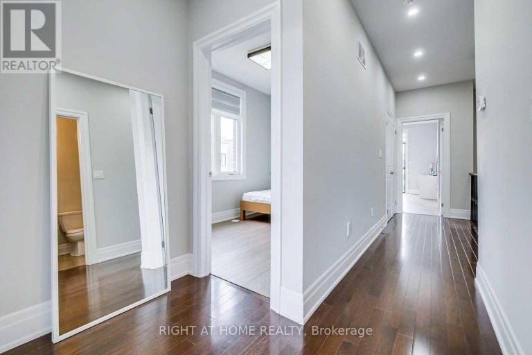 255 THOMAS COOK AVENUE, Vaughan (Patterson), Ontario, L6A5A1