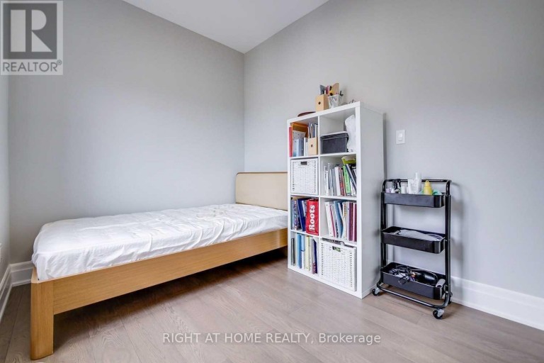 255 THOMAS COOK AVENUE, Vaughan (Patterson), Ontario, L6A5A1