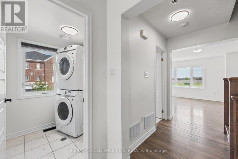 454 REMEMBRANCE ROAD, Brampton (Northwest Brampton), Ontario, L7A5E2