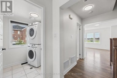 454 REMEMBRANCE ROAD Brampton (Northwest Brampton) Ontario photo 11