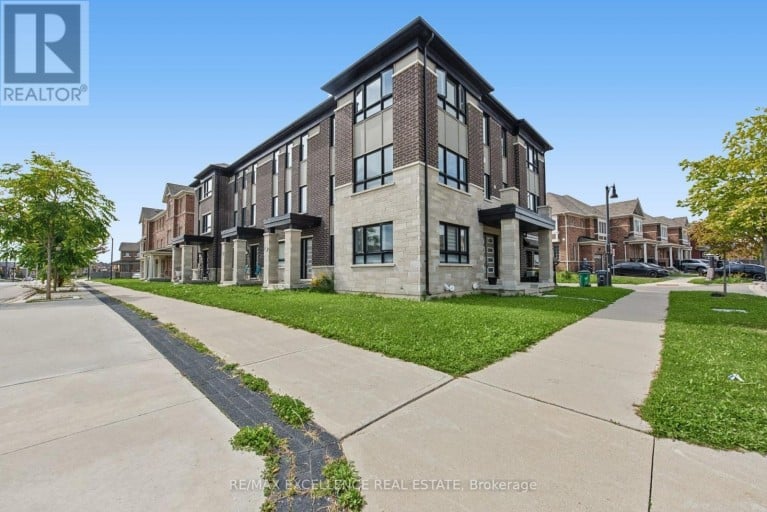454 REMEMBRANCE ROAD, Brampton (Northwest Brampton), Ontario, L7A5E2