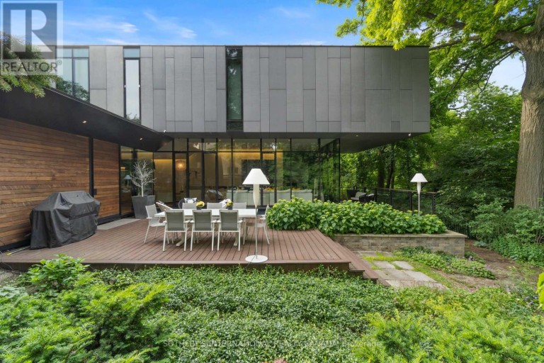 95 RIVERVIEW DRIVE, Toronto (Lawrence Park North), Ontario, M4N3C6